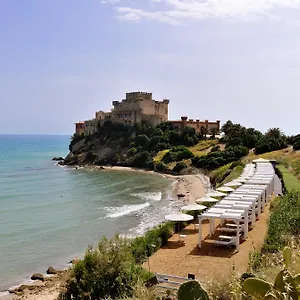 **** Hotel Falconara & Italien