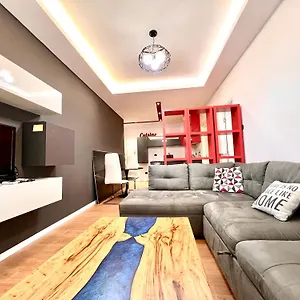 Daire Downtown Grand Comfort Tiran